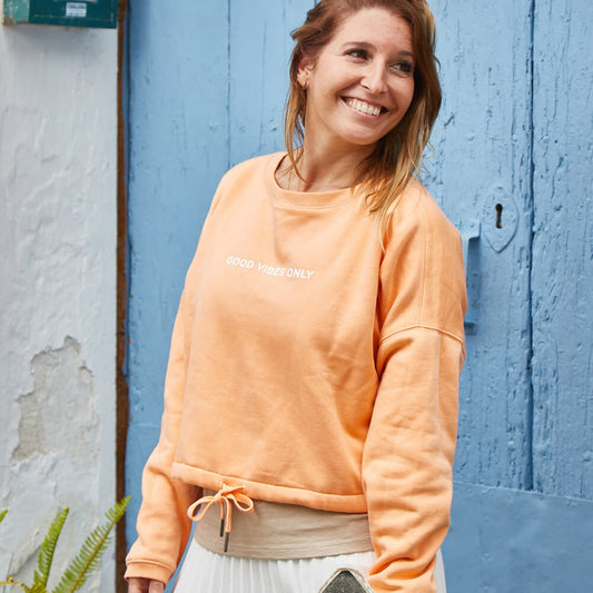 SUDADERA URBAN CROP GOOD VIBES ONLY