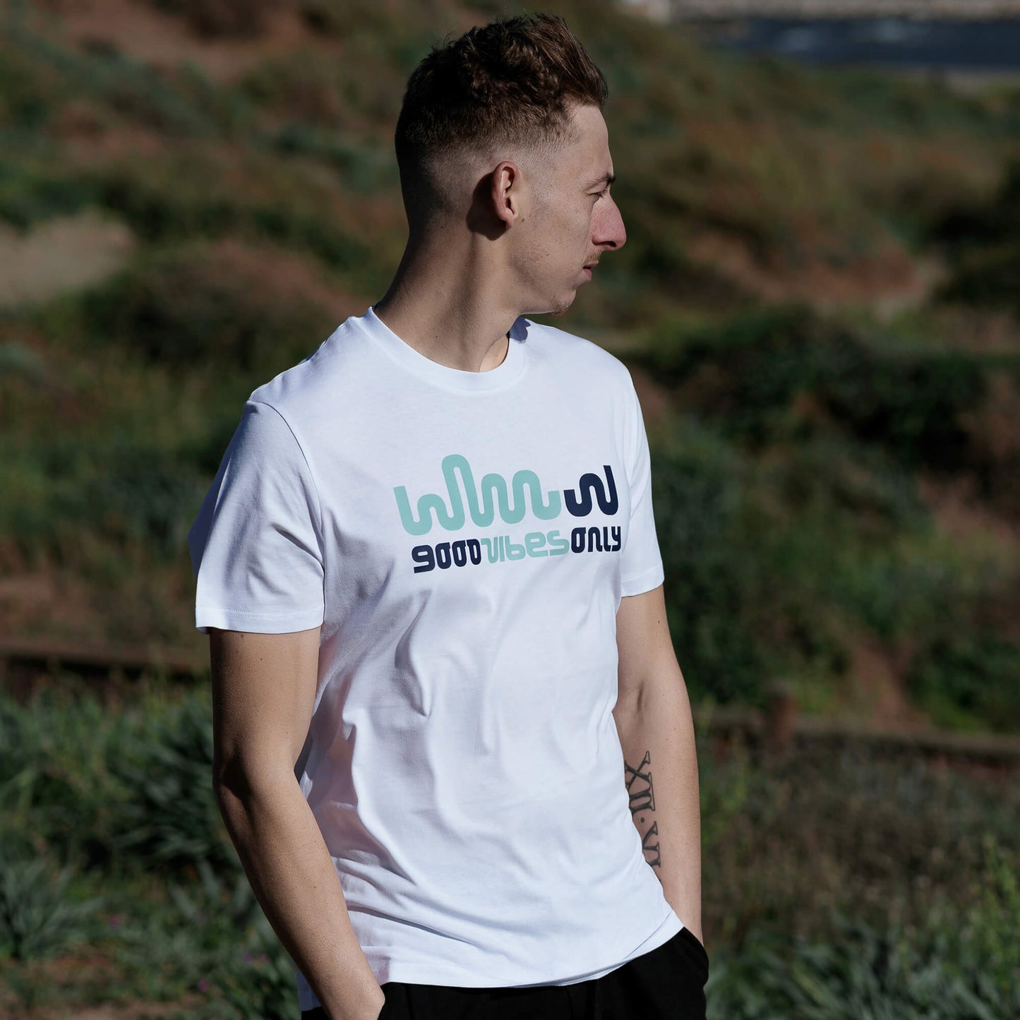 CAMISETA WAVES