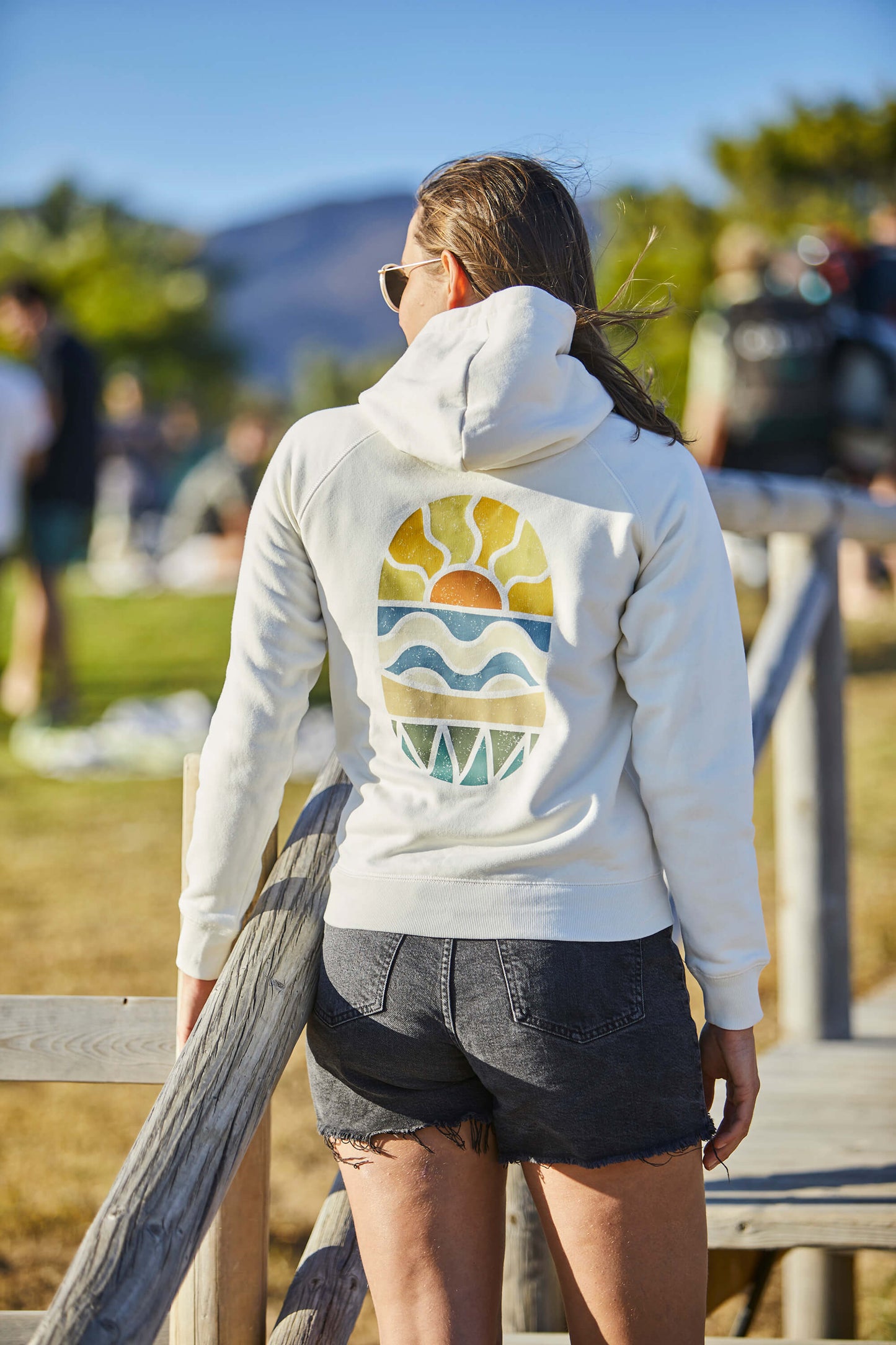 SURF BOARD SWEATSHIRT