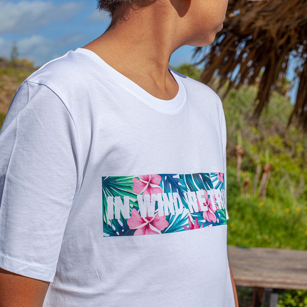 CAMISETA IN WIND WE TRUST INFANTIL