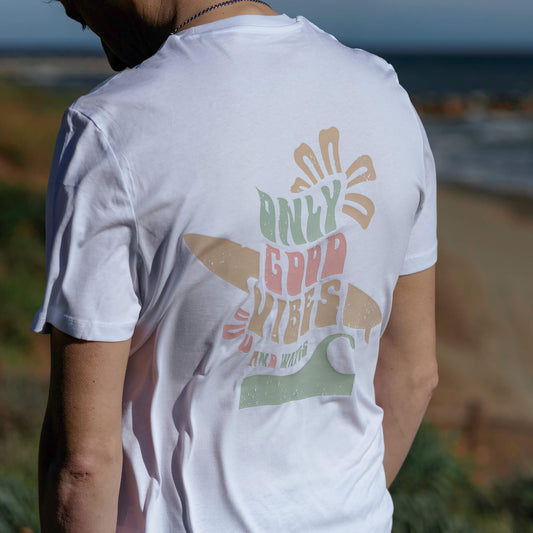 SURF BOARD T-SHIRT